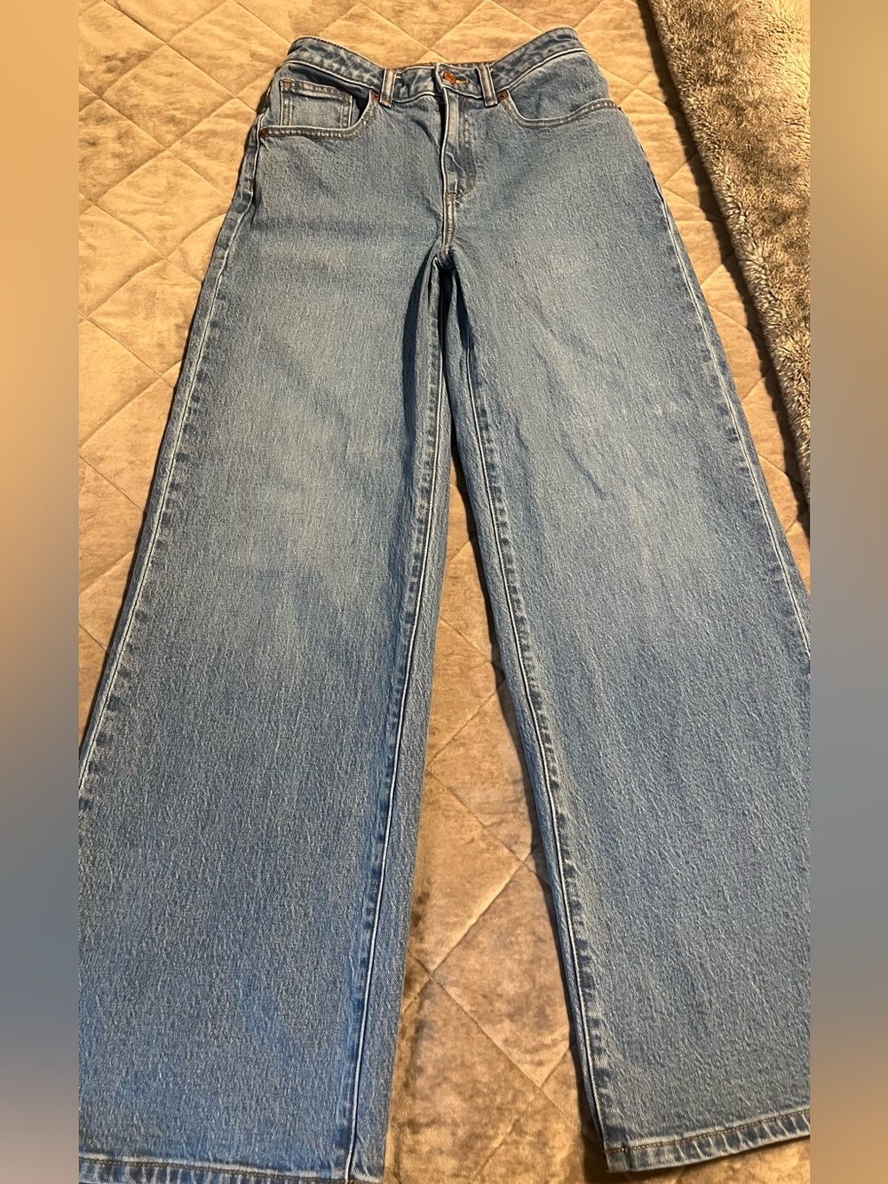 PINK Victoria's Secret Light Blue Wide-Leg Jeans - Sz 6 x 29.5